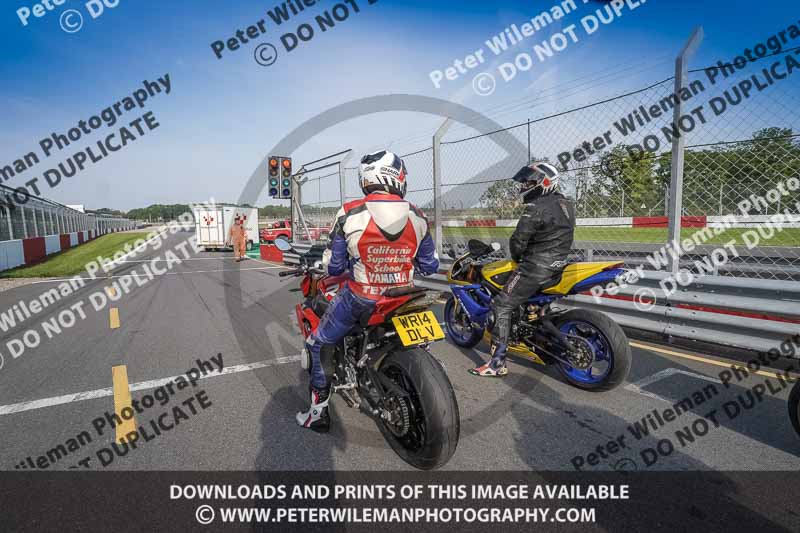 donington no limits trackday;donington park photographs;donington trackday photographs;no limits trackdays;peter wileman photography;trackday digital images;trackday photos